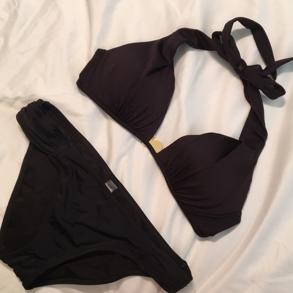 Victoria’s Secret halter bikini